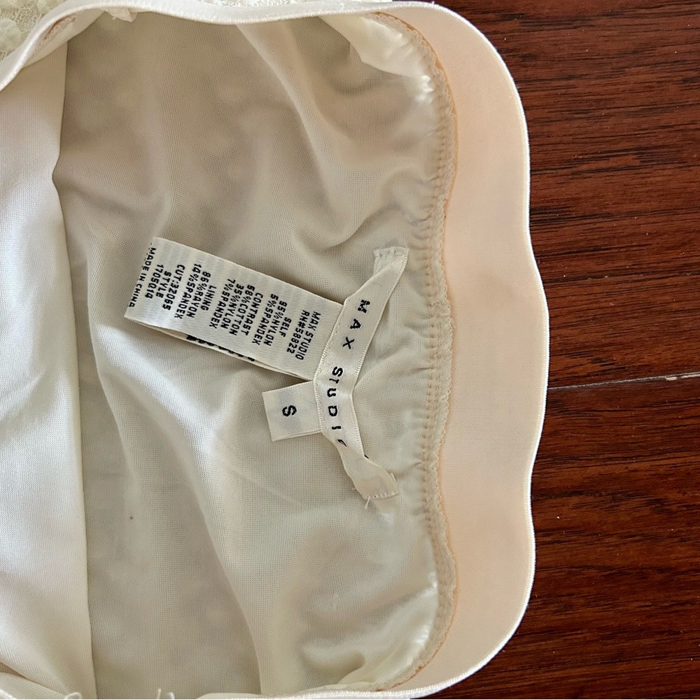 Max Studio Cream Textured Skirt with ruffles. - Picture 2 of 4